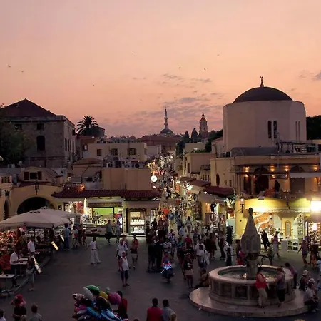 Апартаменти Galini Old Town